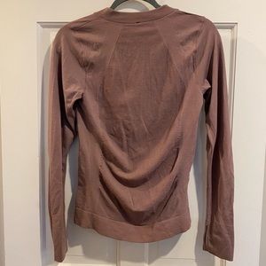 Athleta long sleeved running shirt size medium